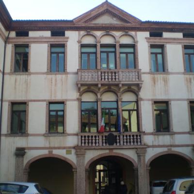 Bassanonet.it Morì per l'amianto: continua il processo