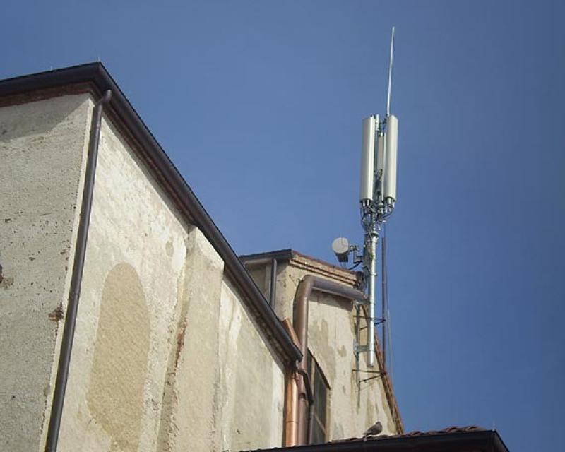 Bassanonet.it Ricorso contro l'antenna telefonica di Via Vittorelli
