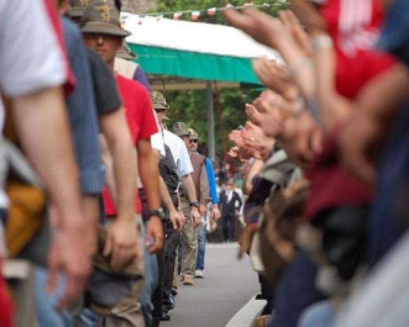 Bassanonet.it Alpini 2009: le penne nere nuovamente su Bassanonet