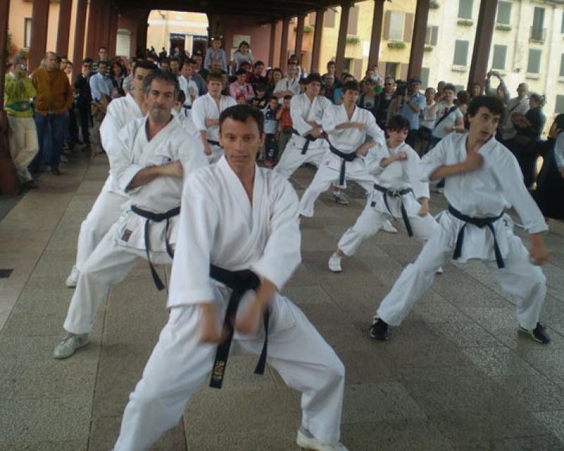 Bassanonet.it Karate sul Ponte Vecchio