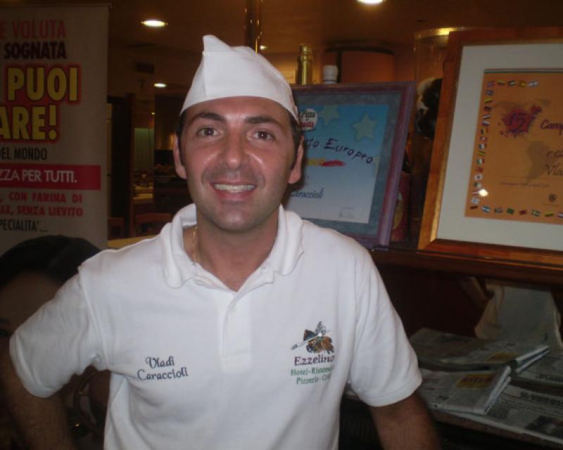 Bassanonet.it Il pizzaiolo più veloce del mondo