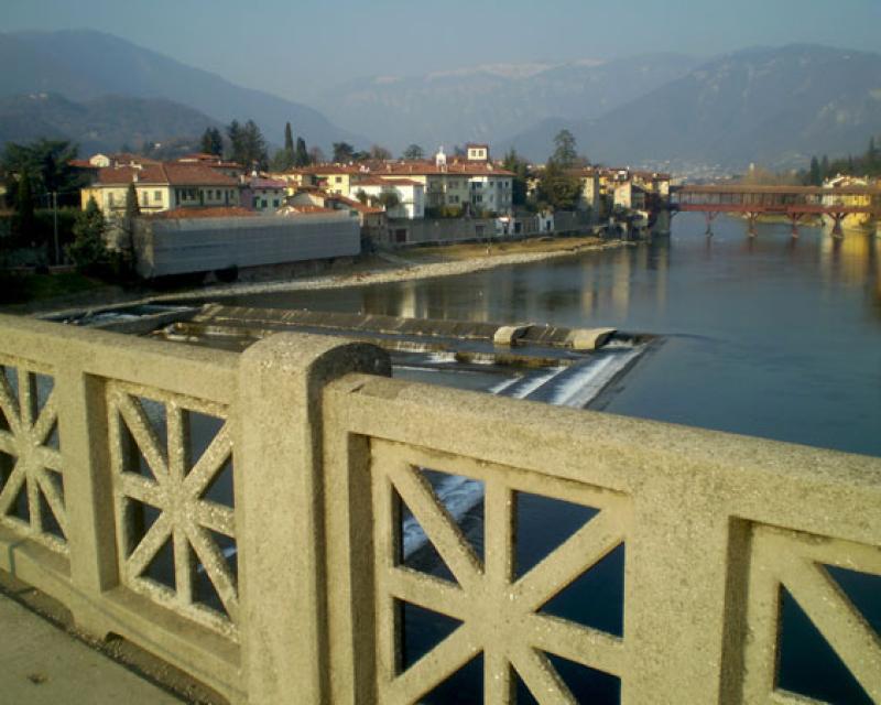 Bassanonet.it Il “nuovo” Ponte Nuovo e la passerella tra le due rive