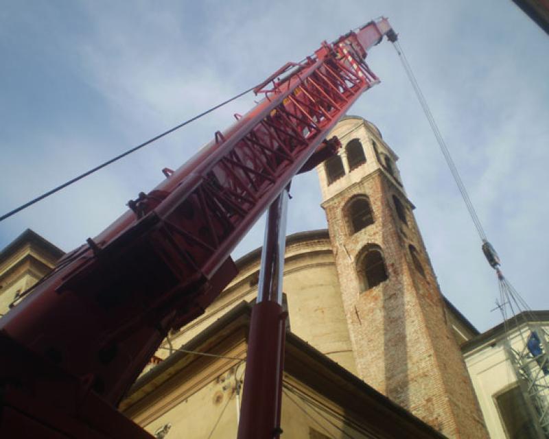 Bassanonet.it Una gru su San Giovanni