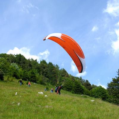 Bassanonet.it Parapendio e deltaplani in volo a Borso del Grappa