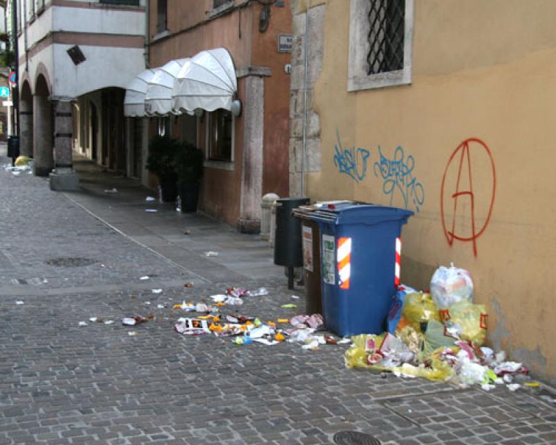 Bassanonet.it La raccolta... indifferenziata