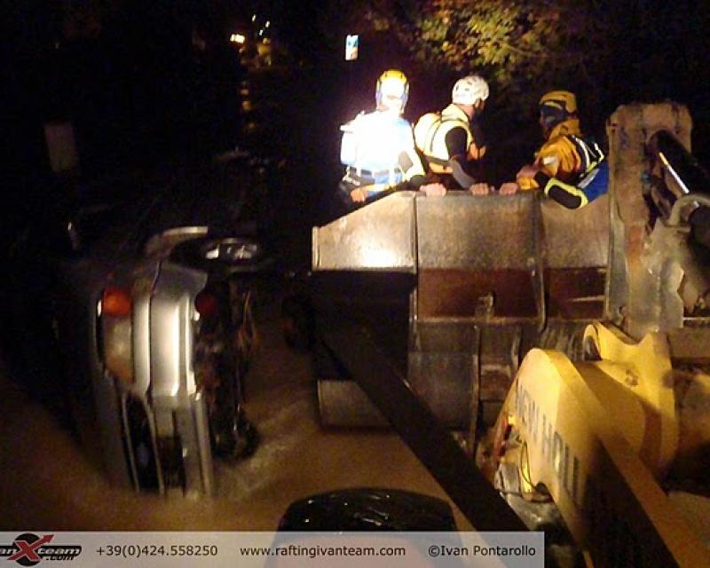 Bassanonet.it Cronaca di soccorso dall'inferno d'acqua di Cresole