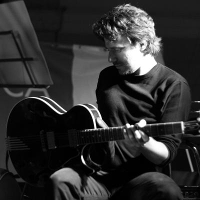 Bassanonet.it Un tuffo nel jazz e simili per Alive