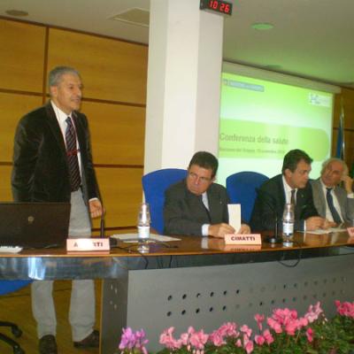 Bassanonet.it “Prima i soldi, e poi i bisogni”