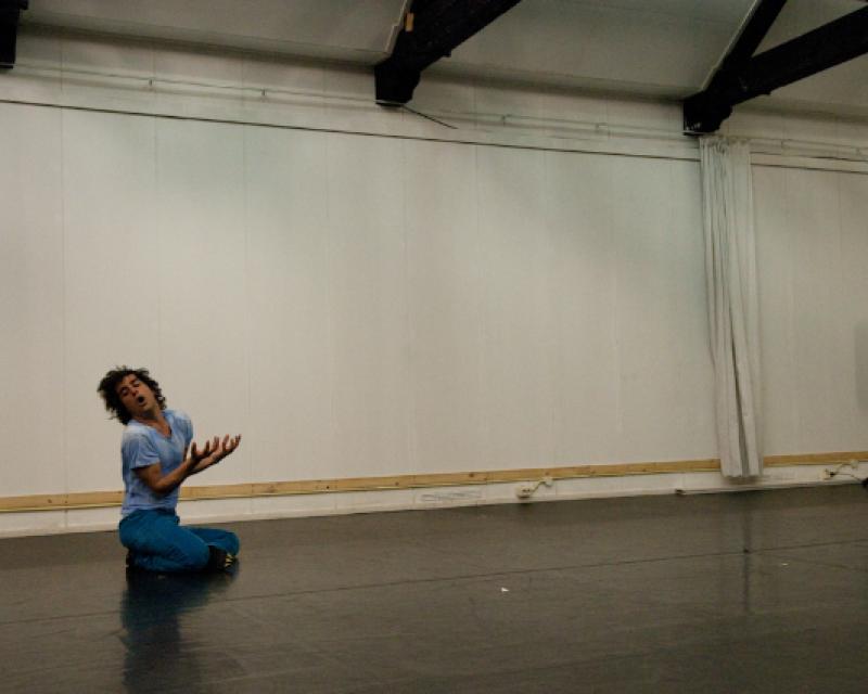 Bassanonet.it Adam Linder e Rodrgigo Sobarzo, aprono le porte al pubblico del Garage Nardini