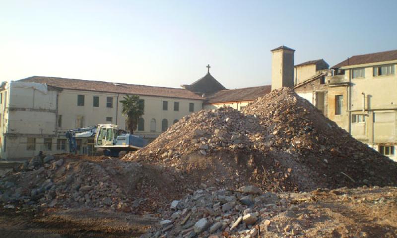 Bassanonet.it - Demolizione del Vecchio Ospedale