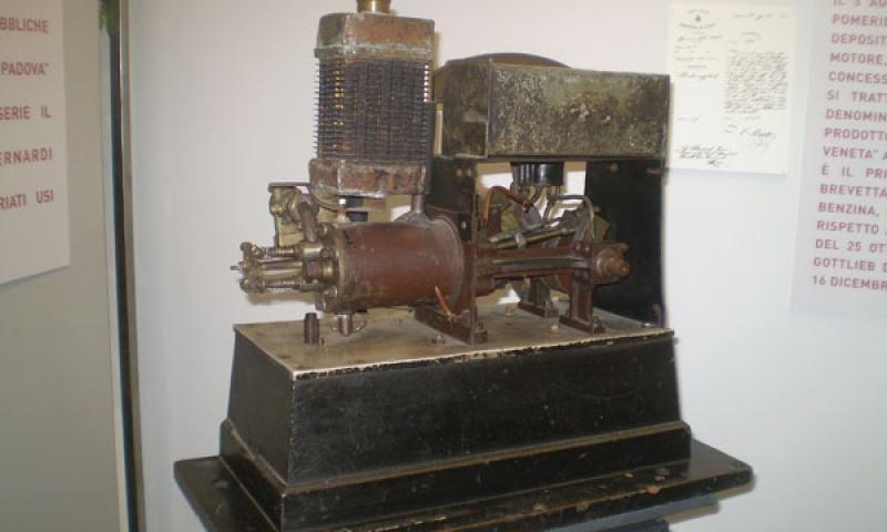 Bassanonet.it - Primo motore a benzina del mondo (Enrico Bernardi, 1882)