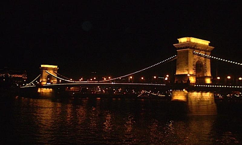 Bassanonet.it - Budapest, Ponte delle Catene