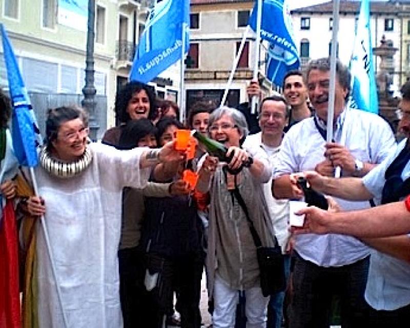 Bassanonet.it Un brindi“Sì” per il referendum