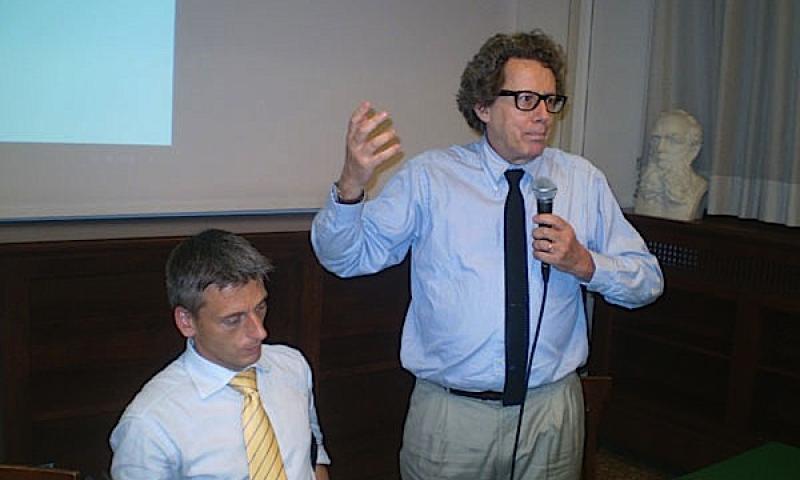 Bassanonet.it - L'intervento di Jesse Marsh di ENoLL - European Network of Living Labs. A sinistra Ivan Pilati, Trentino as a Lab