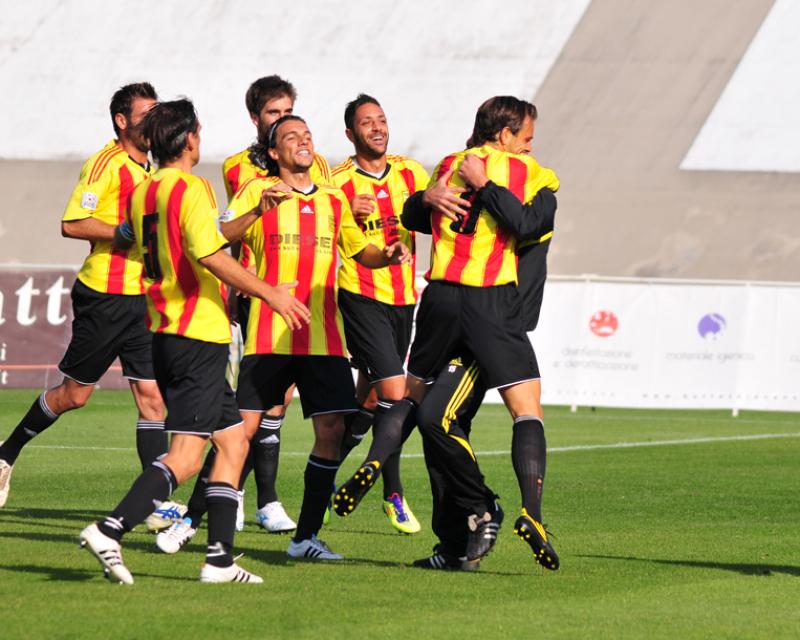 Bassanonet.it Hurrà liberatorio. Un bel Bassano da un calcio alla crisi