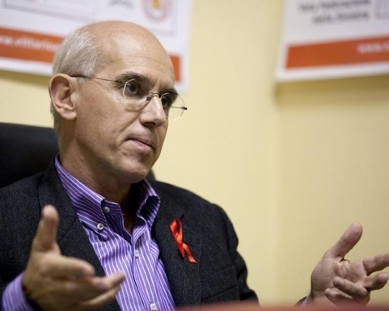 Bassanonet.it Vittorio Agnoletto al Caffè dei Libri