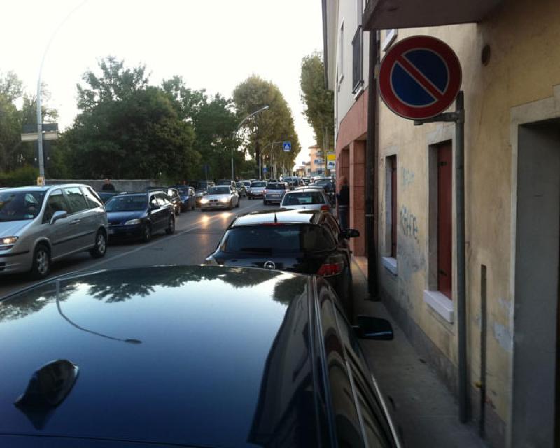 Bassanonet.it Divieto (?) di sosta
