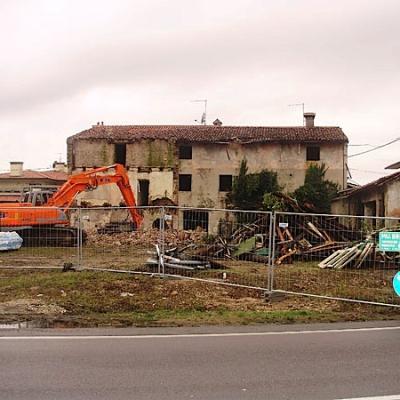 Bassanonet.it McDonald's, è il tempo delle ruspe