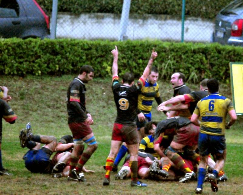 Bassanonet.it Rugby Bassano vince, ma perde la vetta