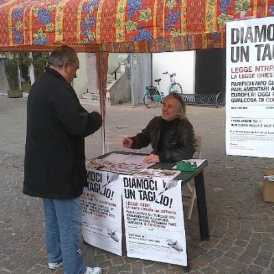 Bassanonet.it Dalla piazza un urlo alla politica: “Nun te regghe più”