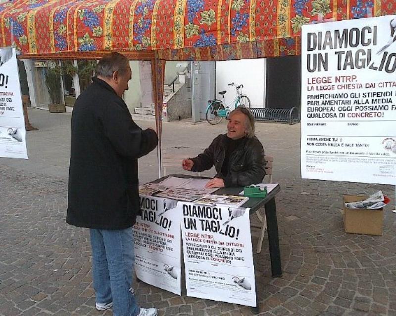 Bassanonet.it Dalla piazza un urlo alla politica: “Nun te regghe più”
