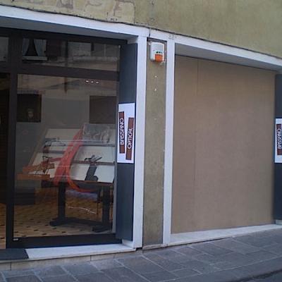 Bassanonet.it Sfondano la vetrina con l'auto e rubano occhiali per 70mila euro