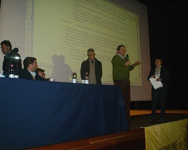 Bassanonet.it Gassificatore: all'assemblea scoppia il finimondo