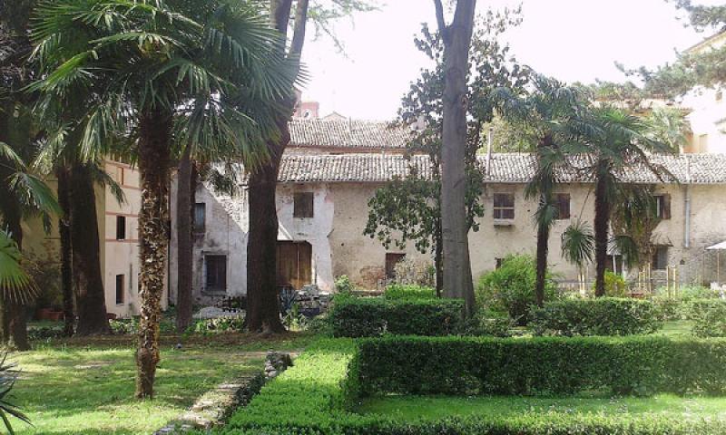 Bassanonet.it - Le case Parolini