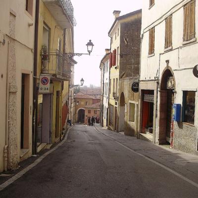 Bassanonet.it Schiamazzi notturni: via Gamba nel mirino