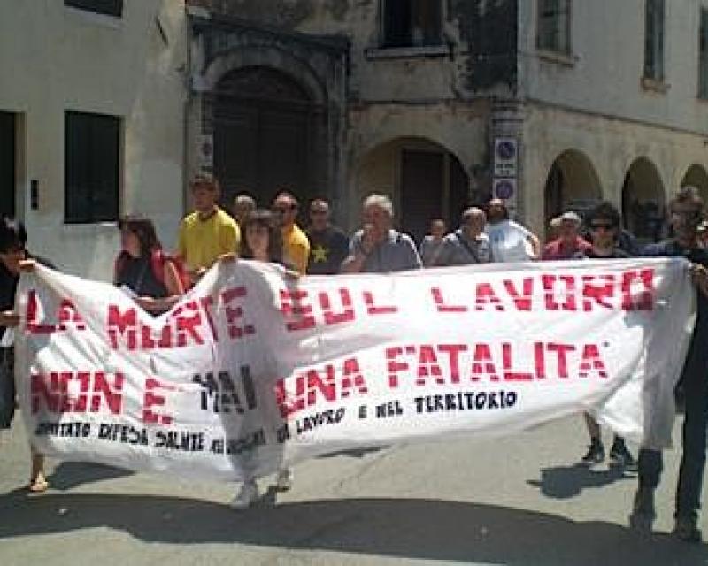 Bassanonet.it Uova contro il tribunale? Il fatto non sussiste