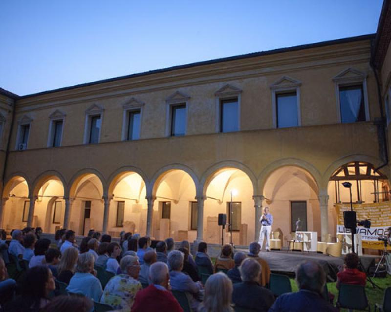 Bassanonet.it Un successo per Libriamo 2012