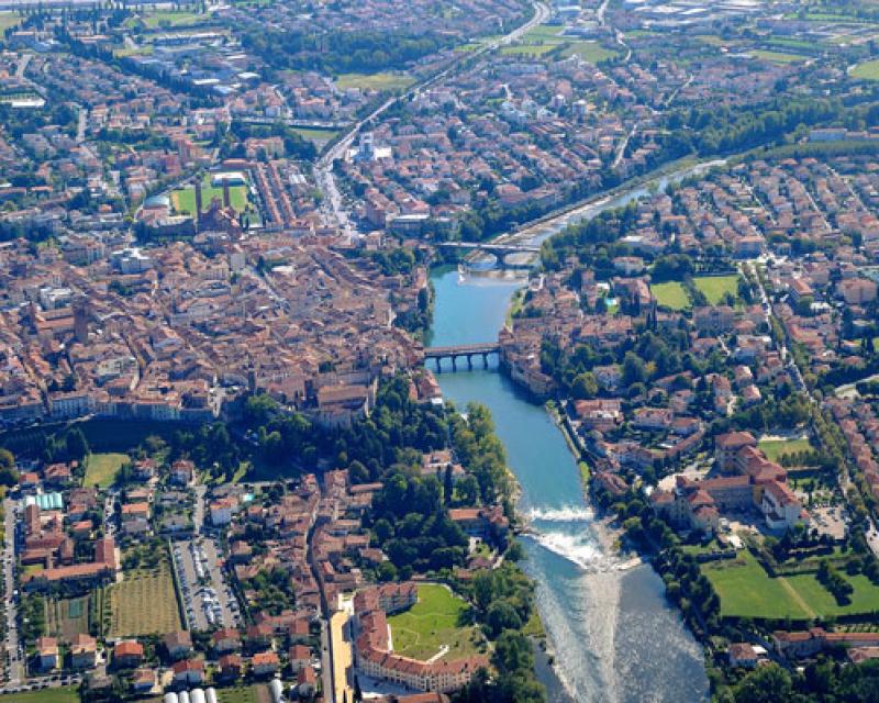 Bassanonet.it Bassano ha bisogno di un terzo centro commerciale