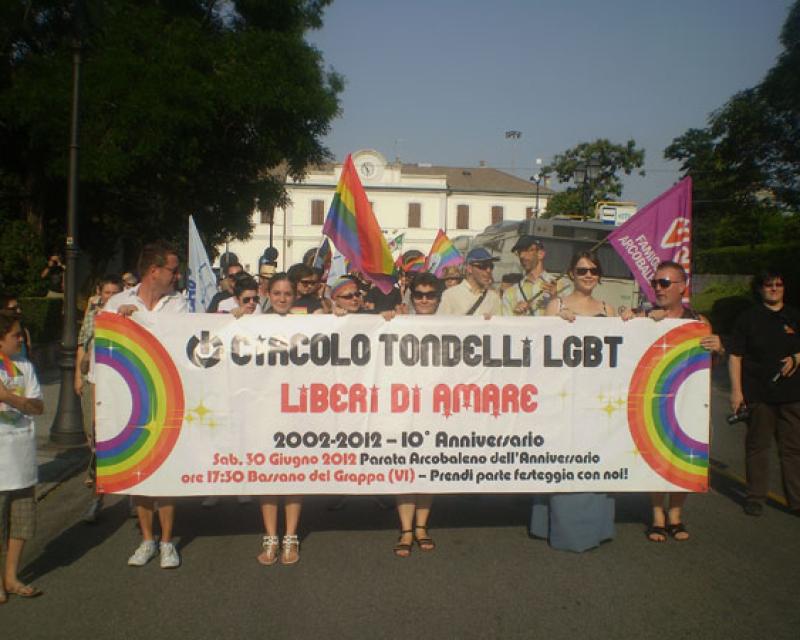 Bassanonet.it Bassano Pride, la violenza e l'indignazione