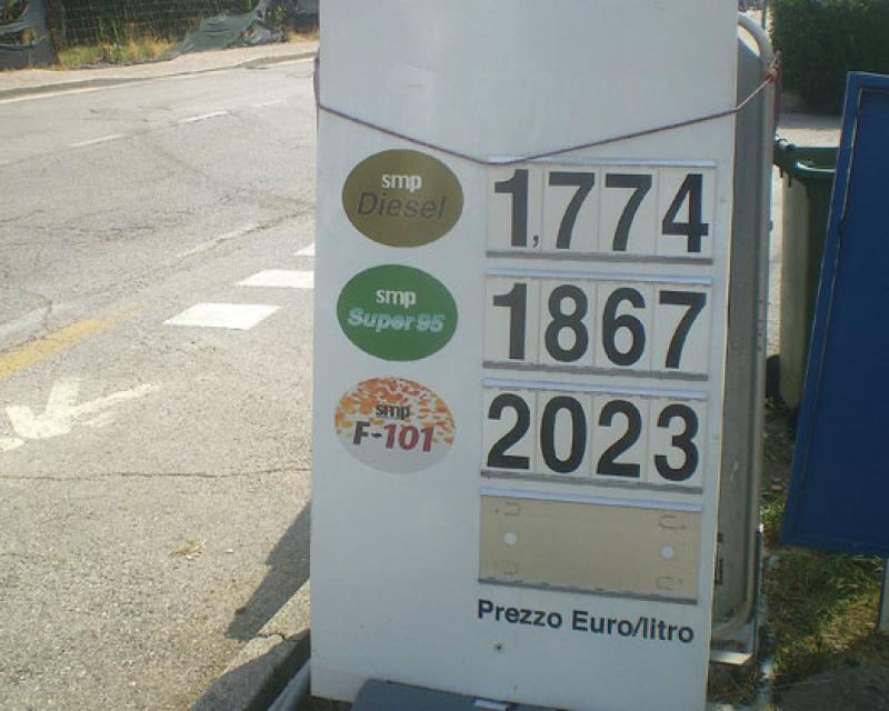 Bassanonet.it Ferragosto a 2 euro al litro