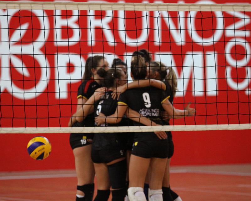 Bassanonet.it Brunopremi.com Bassano vince ancora, ma si qualifica Udine