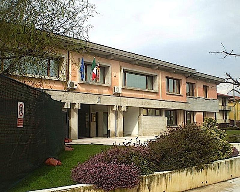 Bassanonet.it Tezze sul Brenta, panettone bollente