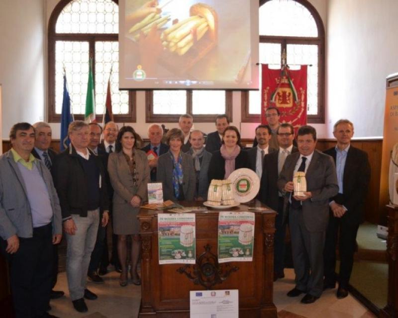 Bassanonet.it Asparago Bianco di Bassano D.O.P. inizia la stagione e conferma il marchio unico