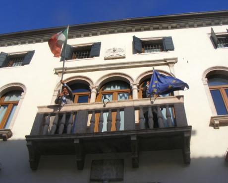 Bassanonet.it Bandiere ammainate