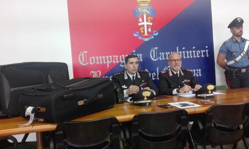Bassanonet.it - La conferenza stampa della Compagnia Carabinieri di Bassano del Grappa (foto Alessandro Tich)
