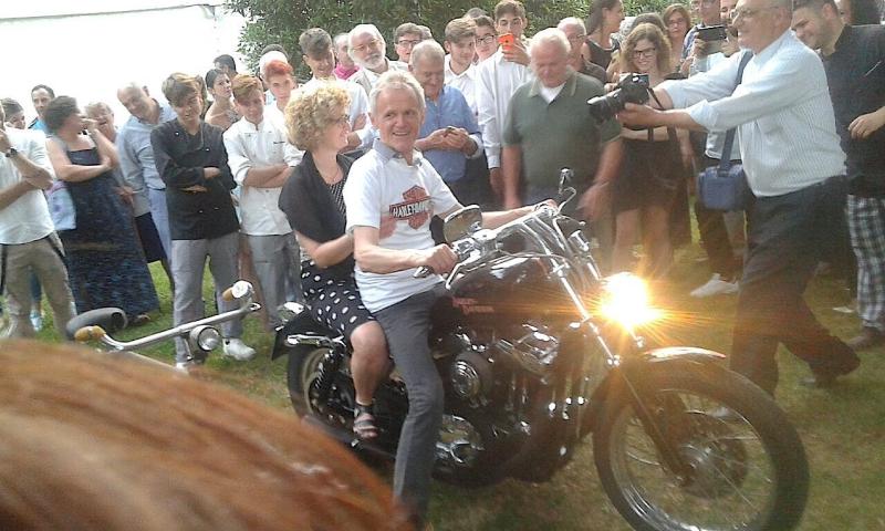 Bassanonet.it - Segio Dussin con la moglie Manuela sulla Harley Davidson 