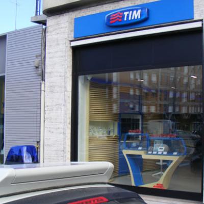 Bassanonet.it Ladri in vetrina