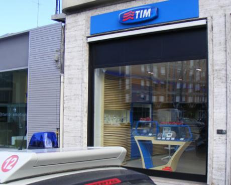 Bassanonet.it Ladri in vetrina