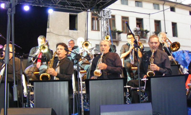 Bassanonet.it - L'orchestra sul palco