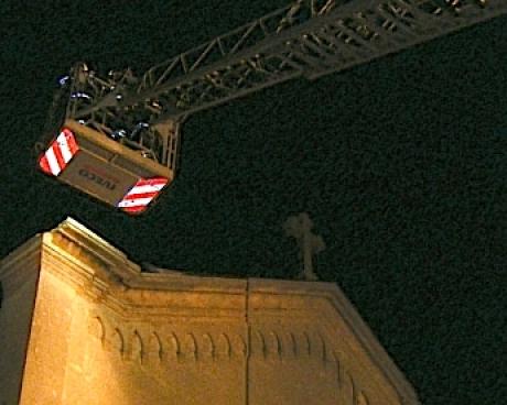 Bassanonet.it Crolla un pezzo del cornicione di San Bonaventura