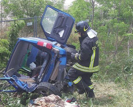 Bassanonet.it Prigioniero nell'auto dopo l'incidente