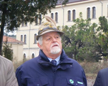 Bassanonet.it E un Alpino veglierà sul Ponte