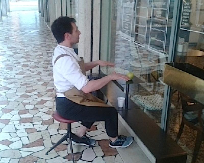 Bassanonet.it La leggenda del pianista sotto il portico