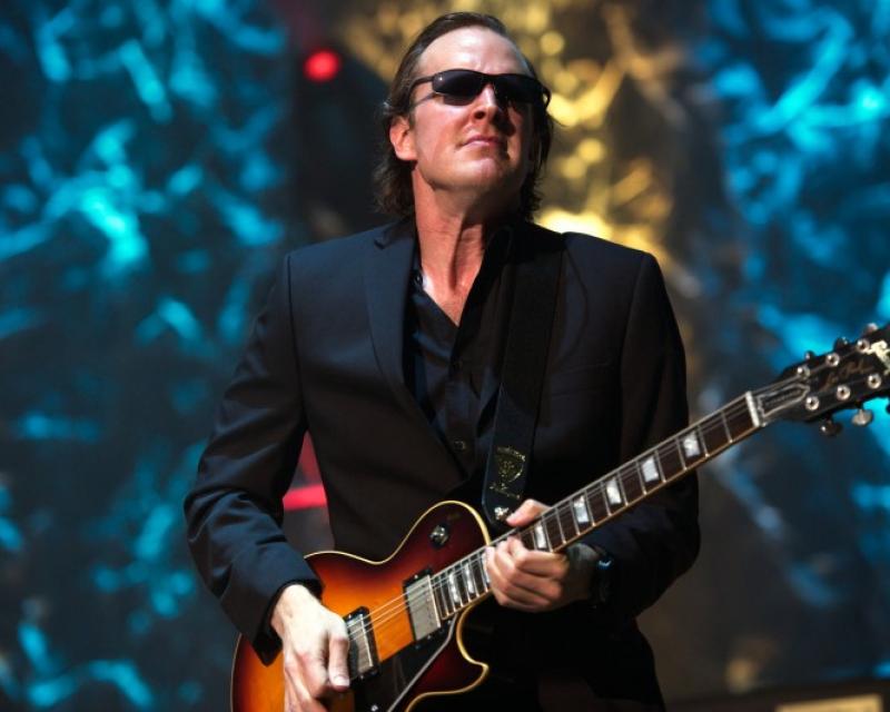 Bassanonet.it A Piazzola sul Brenta il blues leggendario di JOE BONAMASSA