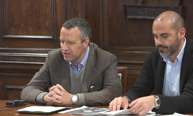 Bassanonet.it - Il sindaco Flavio Tosi e l'assessore Alberto Bozza in conferenza stampa - foto Jacopo Tich
