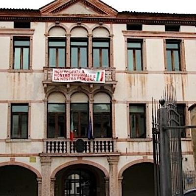 Bassanonet.it I mondi opposti